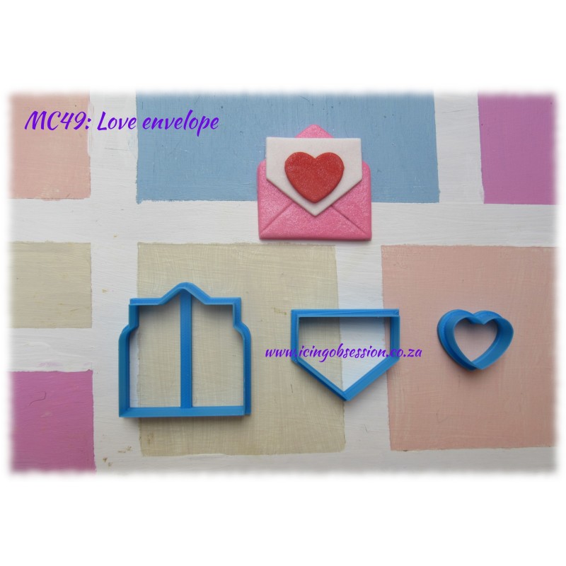 Envelope Multi-Cutter Set (Love)