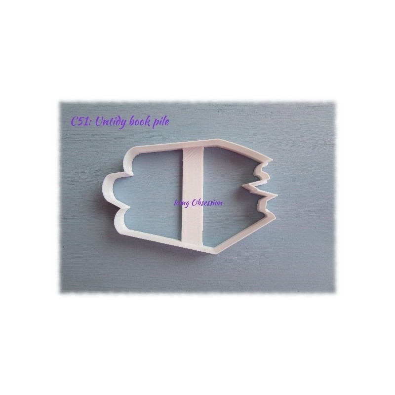 Book Pile Cookie Cutter (Untidy)